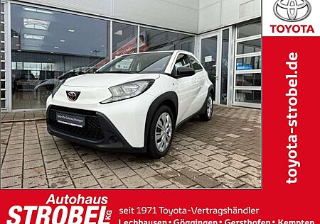 Toyota Aygo (X) x-play