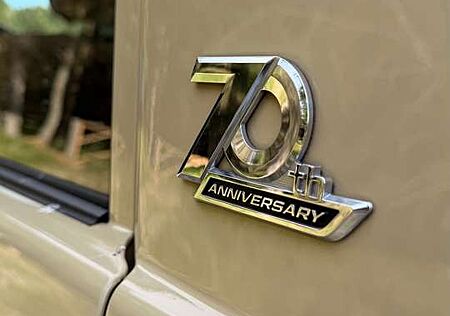 Toyota Land Cruiser Land Cruiser GRJ 76L ( 70th Anniversary Edition )