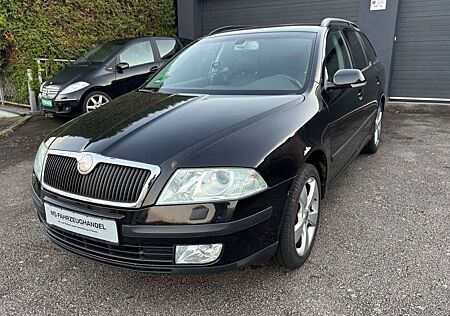 Skoda Octavia Combi Elegance *AHK*TÜV NEU*PDC*LEDER