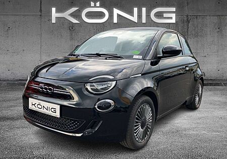 Fiat 500E 3+1 118PS 42kWh CCS KLIMA*CARPLAY*TEMPOMAT