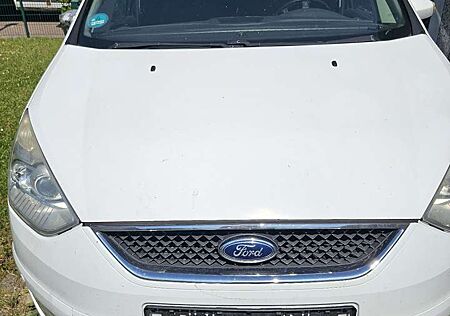 Ford Galaxy Titanium