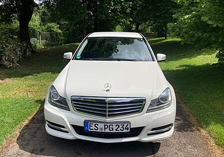 Mercedes-Benz C 200 (BlueEFFICIENCY) 7G-TRONIC Elegance