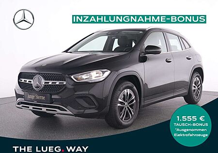Mercedes-Benz GLA 180 Style+Distr+PTS+FahrassistenzPa+SHZ+DAB+