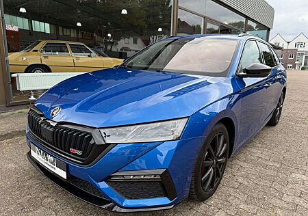 Skoda Octavia Combi 2.0 TDI RS AHK/NAVI/VOLLDIGI./LED