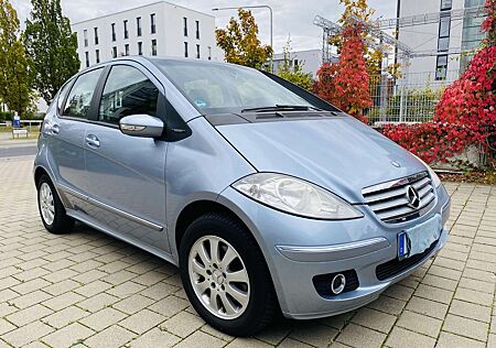 Mercedes-Benz A 170 gebraucht kaufen Mercedes-Benz A 170 Autom 99000KM 5TÜR PDC|SHZ|KLIMA|ALLW|KEIN-ROST