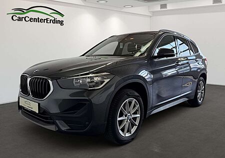 BMW X1 sDrive18i*Navigation*Tempo.*PDC*SHZ*ParkAssist