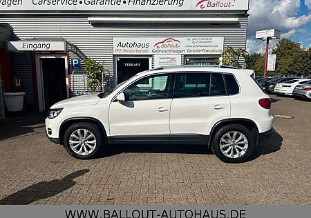 VW Tiguan Volkswagen Sport & Style 4Motion*KLIMA*AHK*PANO*TEMP