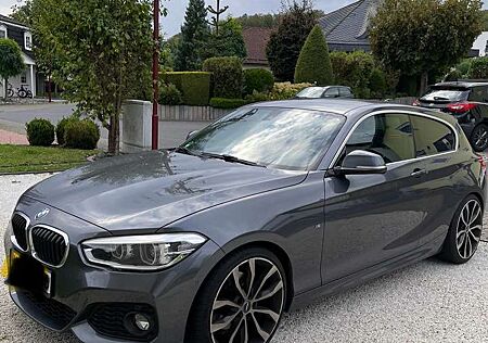 BMW 125i 125 Coupe Limited Edition Lifestyle mit M Sportpa