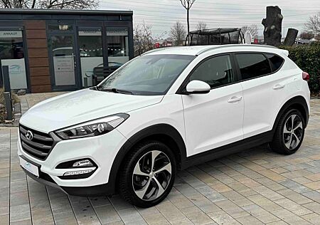 Hyundai Tucson Advantage 1.6 *Navi*PDC*SHZ*Leder*