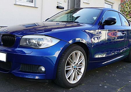 BMW 120 E82 LCI (2012) – M Sportpaket – Le Mans Blau