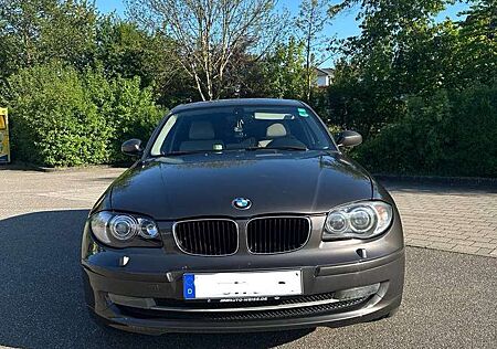 BMW 120 WhatsApp - +4915125575765