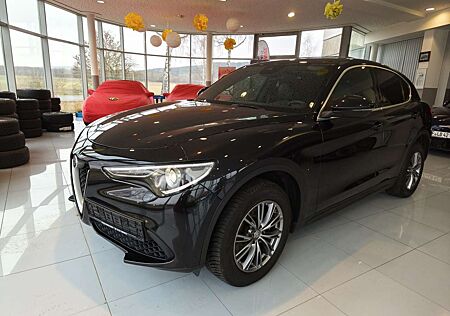 Alfa Romeo Stelvio Super Q4#VELOCE#LEDER#NAVI#RFK#XENON#SHZ