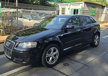 Audi A3 1.6 Attraction,Euro 4,Mit Gasanlage.