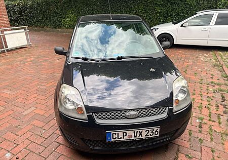 Ford Fiesta 1.3 Ambiente