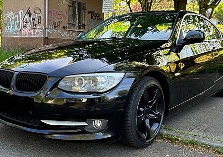 BMW 325i 325 Coupe Aut.