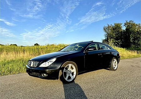 Mercedes-Benz CLS 320 CDI 7G-TRONIC DPF 2.Hand Scheckheft Top Zustand