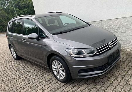 VW Touran Volkswagen Comfortline BMT/Start-Stopp Standh Kamera