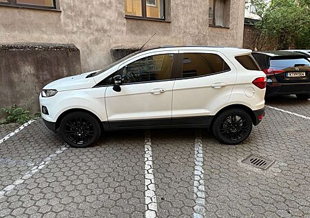 Ford EcoSport TITANIUM PLUS