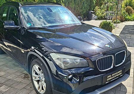 BMW X1 20 d xDrive 4x4 Hageldellen !