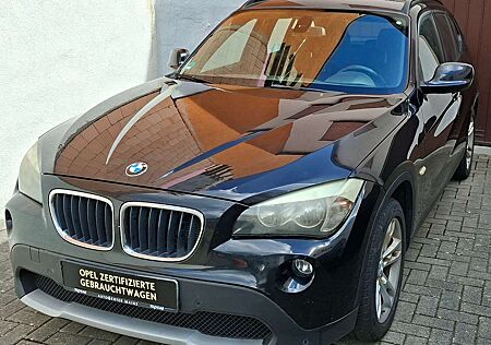BMW X1 20 d xDrive 4x4 Hageldellen !