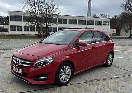 Mercedes-Benz B 180 Style