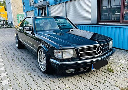 Mercedes-Benz 560 SEC-Klasse SEC 299PS
