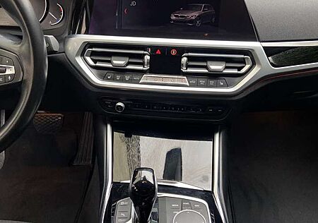 BMW 318d 318 3er Touring Diesel Touring Aut. Advantage