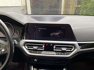 BMW 318 3er Touring Diesel 318d Touring Aut. Advantage