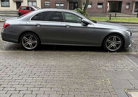Mercedes-Benz E 220 d (213.004)