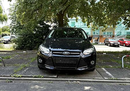 Ford Focus Turnier 1.6 EcoBoost Start-Stopp-System Trend