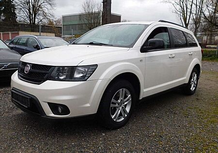 Fiat Freemont 2.0 Multijet 16V Black Code AWD 7 Sitzer