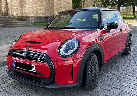 Mini Cooper SE Yours Trim