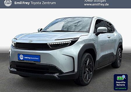 Toyota Urban Cruiser 61kWh Teamplayer Navi PDC Kamera
