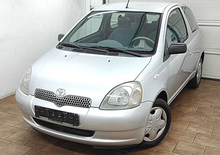 Toyota Yaris 1.0 linea terra