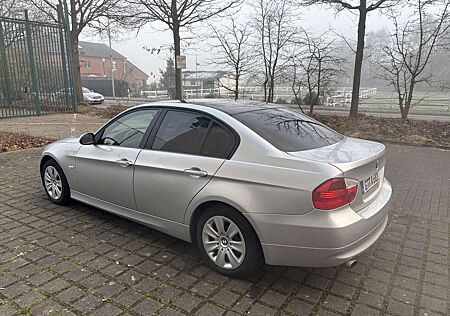 BMW 320i 320 Aut.