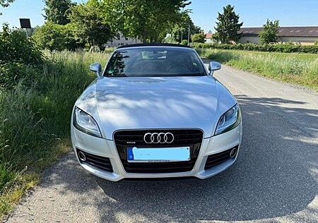 Audi TT 2.0 tdi quatrro-S line