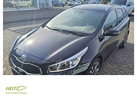 Kia Cee'd Ceed / Ceed SW1.6 GDI ISG FIFA World Cup Edition