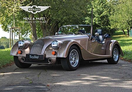 Morgan Plus 8 Plus 4 Plus Four MY23 - Porsche Nougat Brown