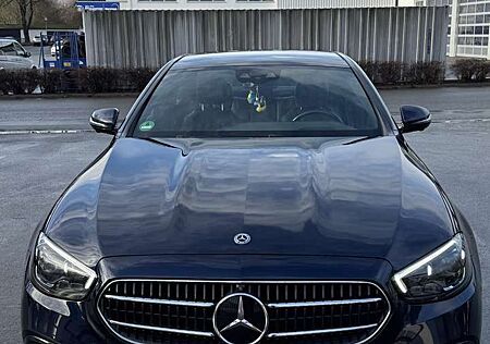 Mercedes-Benz E 300 4Matic 9G-TRONIC Avantgarde