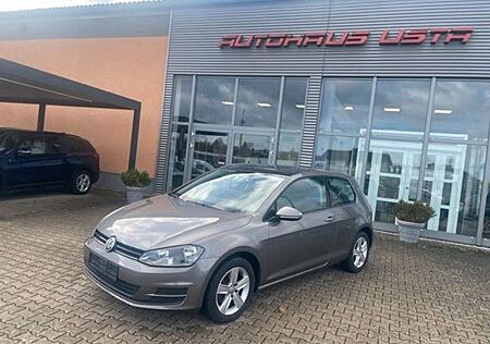 VW Golf Volkswagen VII Lim. Comfortline BMT