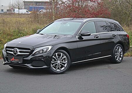 Mercedes-Benz C 220 d Avantgarde/Distro/Comand/Leder/StandHeizu