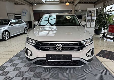 VW T-Roc Volkswagen Life, AHK, Abstandtempomat, Allwetterreifen