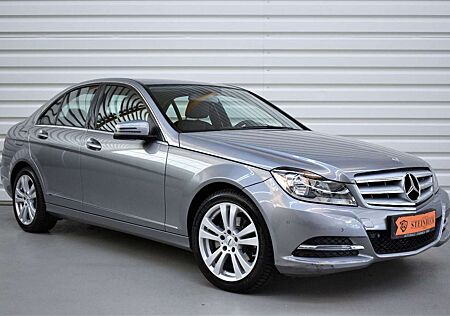 Mercedes-Benz C 180 C180 CGI Avantgarde+Navi+Automatik+SHZ+29.000KM
