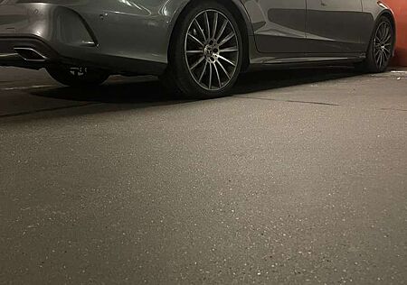 Mercedes-Benz CLS 500 9G-TRONIC