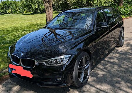 BMW 320i 320 Touring Aut. Advantage