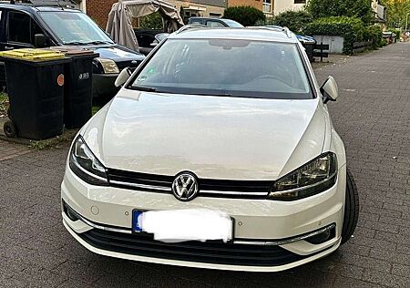 VW Golf Variant Volkswagen 1.0 TSI (BlueMotion Technology) Comfo