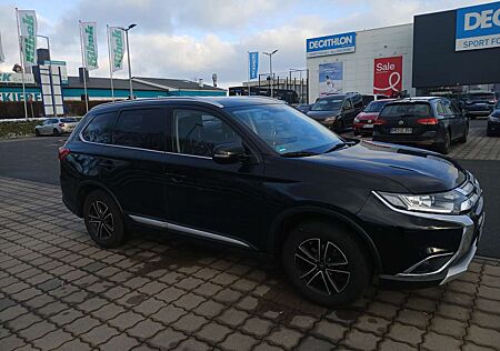 Mitsubishi Outlander 2.0 2WD Edition