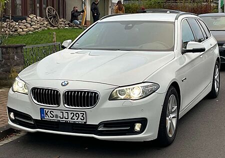 BMW 520d 520 Touring Autm *KeyLess*AHK*Tod Winkel*VCP