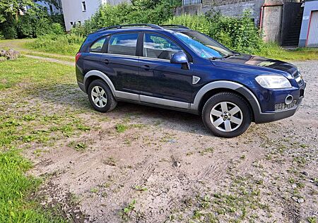 Chevrolet Captiva +2.0+4WD