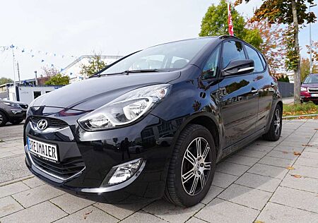 Hyundai ix20 TÜV NEU*KLIMA*AHK*8-FACH BEREIFT*LM*SHZG*